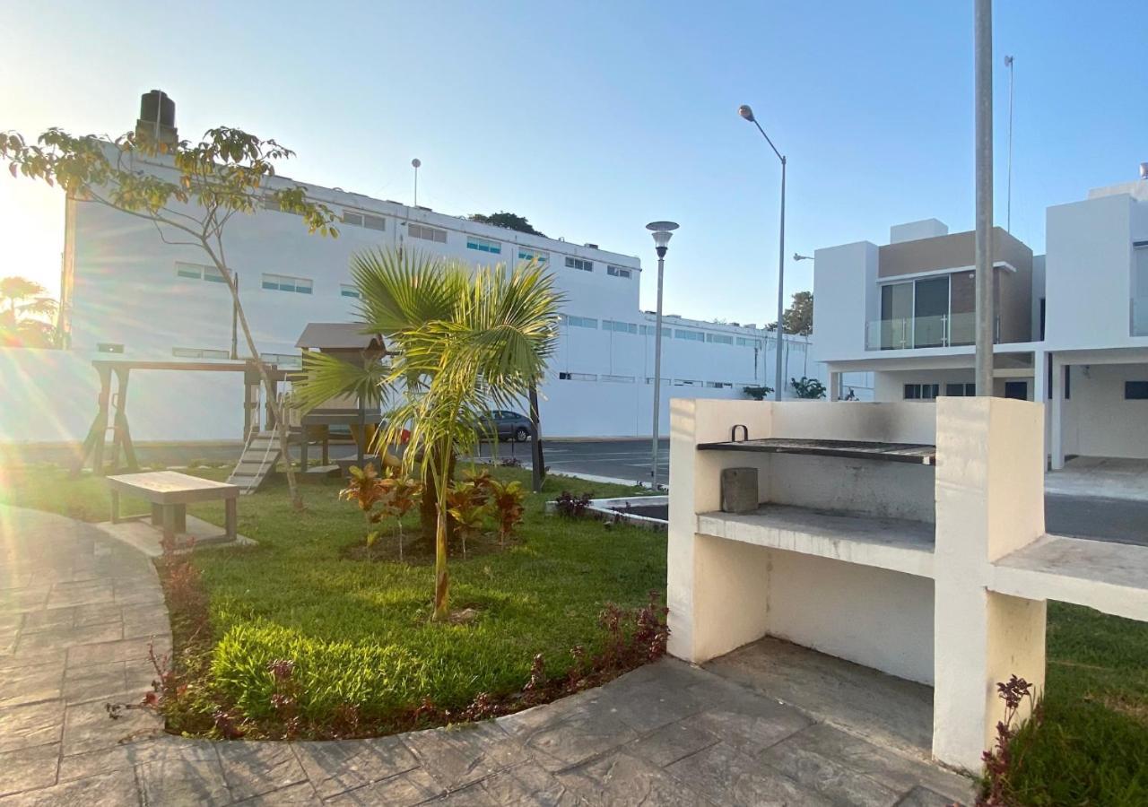 Casa Familiar En Condominio Privado Cerca De Playa แคนคูน ภายนอก รูปภาพ